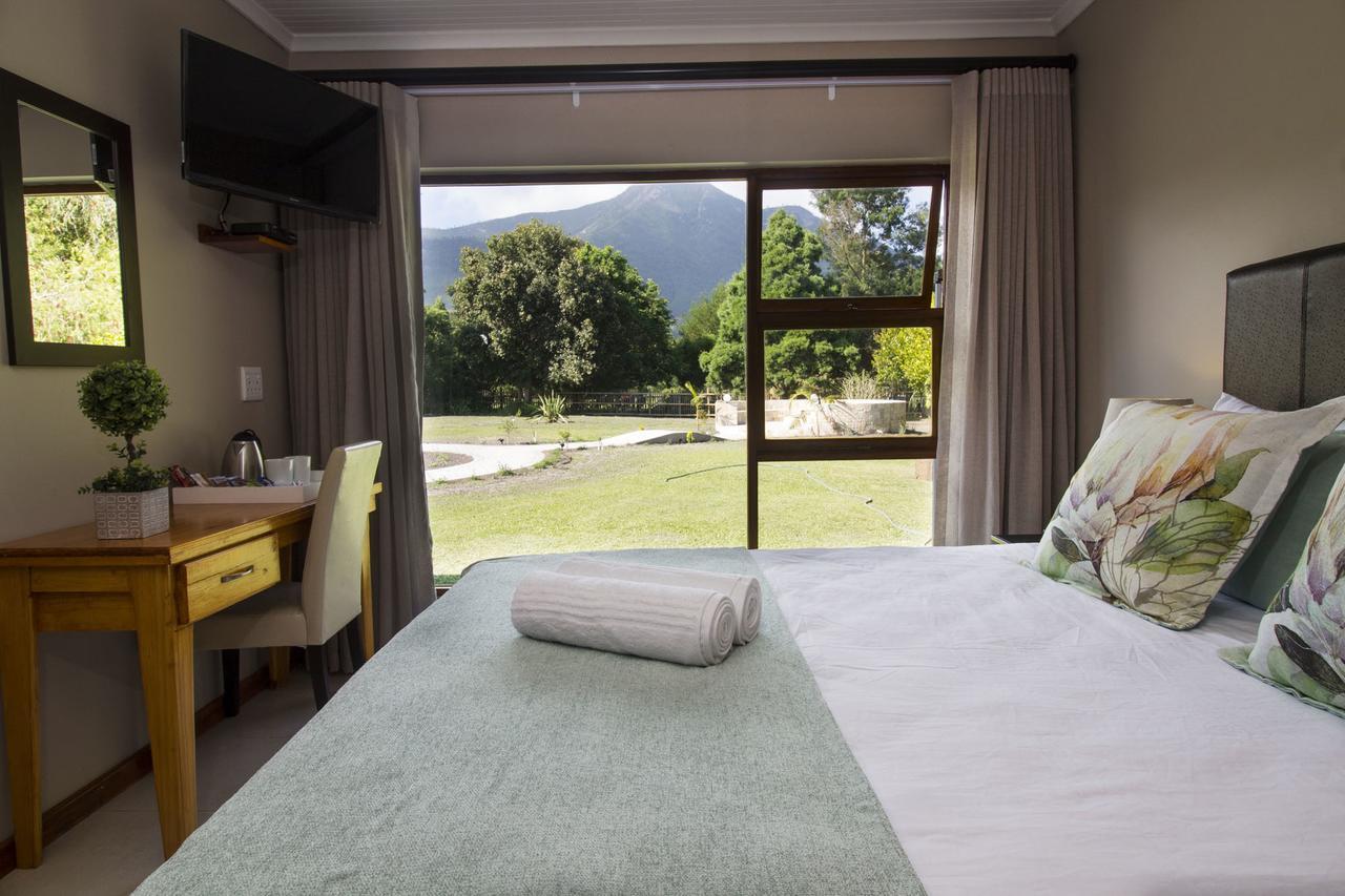 Bed and Breakfast Tsitsikamma Manor Stormsrivier Esterno foto