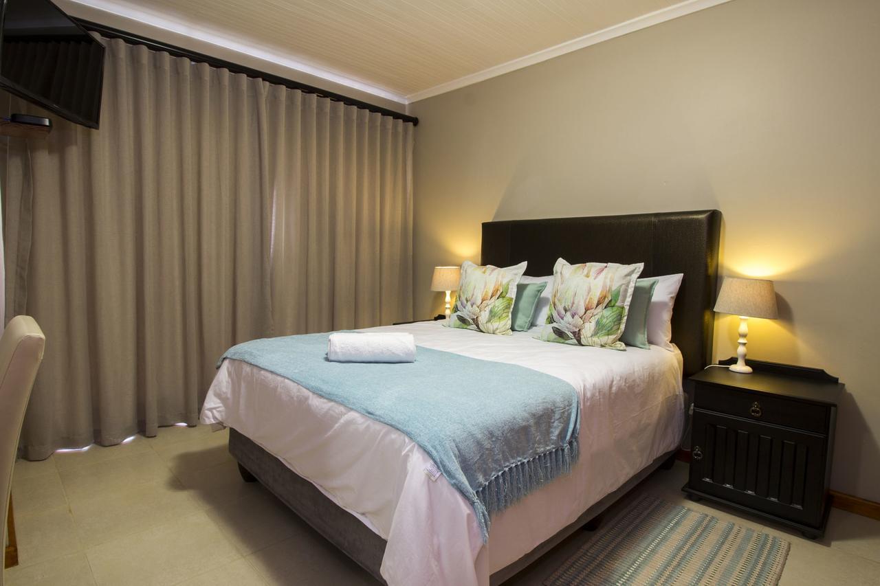 Bed and Breakfast Tsitsikamma Manor Stormsrivier Esterno foto