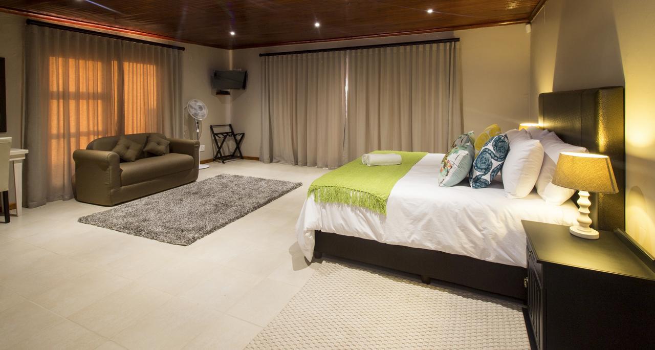 Bed and Breakfast Tsitsikamma Manor Stormsrivier Esterno foto